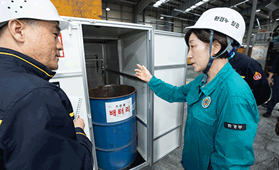  한화진 환경부장관, 폐리튬전지 안전관리를 위한 재활용시설 현장점검